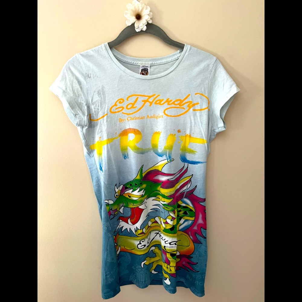 Ed Hardy T-shirt, great condition